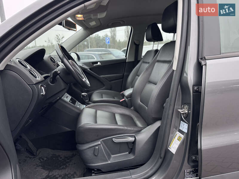 Внедорожник / Кроссовер Volkswagen Tiguan 2016 в Киеве