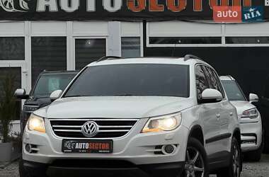 Позашляховик / Кросовер Volkswagen Tiguan 2010 в Харкові
