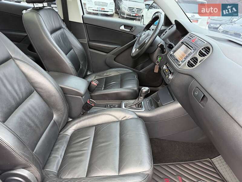 Внедорожник / Кроссовер Volkswagen Tiguan 2010 в Харькове фото 17 Внедорожник / Кроссовер Volkswagen Tiguan 2010 в Харькове