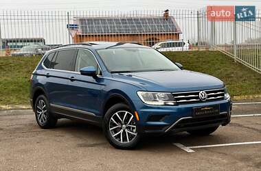 Позашляховик / Кросовер Volkswagen Tiguan 2020 в Києві