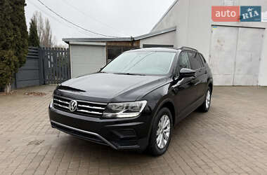 Позашляховик / Кросовер Volkswagen Tiguan 2018 в Рівному