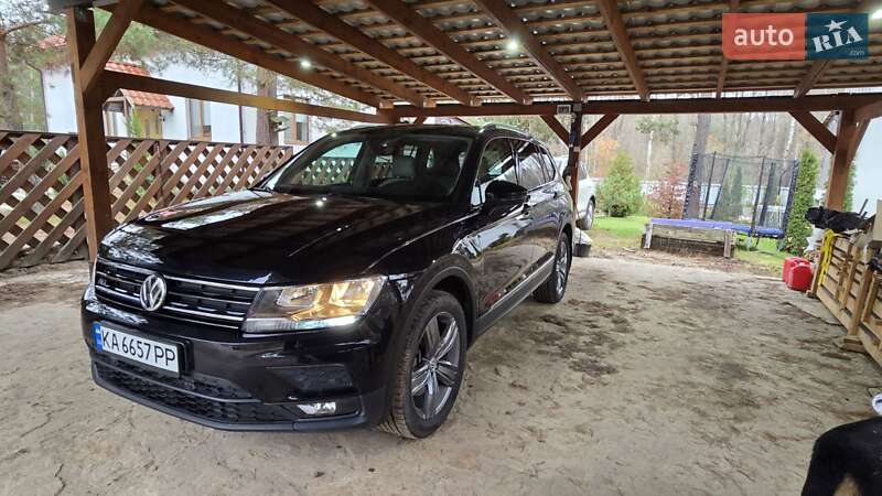Внедорожник / Кроссовер Volkswagen Tiguan 2020 в Киеве
