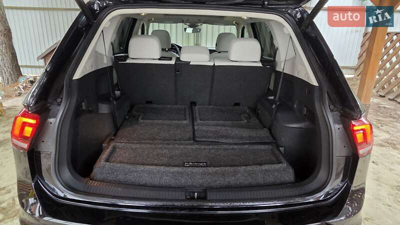 Внедорожник / Кроссовер Volkswagen Tiguan 2020 в Киеве