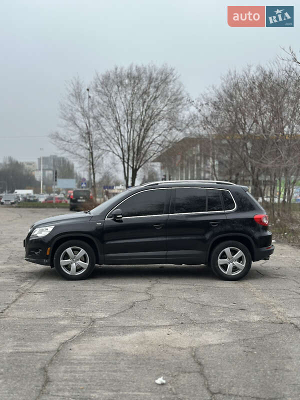 Внедорожник / Кроссовер Volkswagen Tiguan 2010 в Запорожье фото 6 Внедорожник / Кроссовер Volkswagen Tiguan 2010 в Запорожье