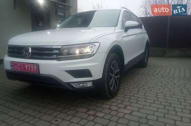 Внедорожник / Кроссовер Volkswagen Tiguan 2019 в Львове