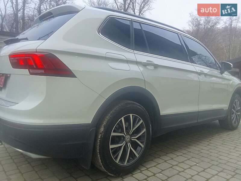 Внедорожник / Кроссовер Volkswagen Tiguan 2019 в Львове фото 22 Внедорожник / Кроссовер Volkswagen Tiguan 2019 в Львове