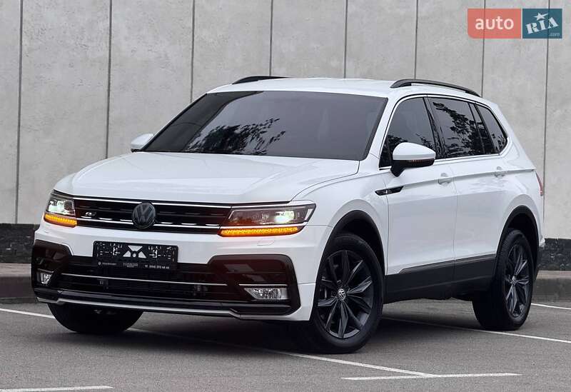 Внедорожник / Кроссовер Volkswagen Tiguan 2018 в Киеве фото 3 Внедорожник / Кроссовер Volkswagen Tiguan 2018 в Киеве