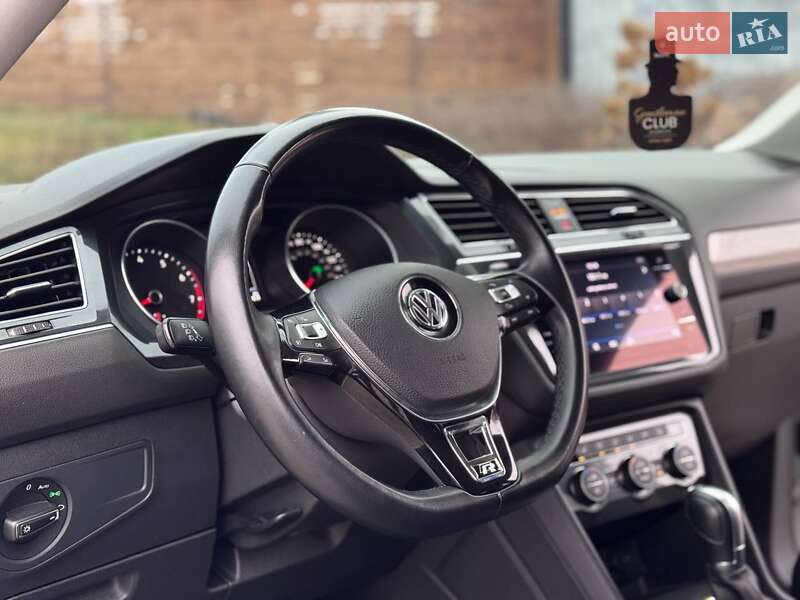 Внедорожник / Кроссовер Volkswagen Tiguan 2018 в Киеве фото 21 Внедорожник / Кроссовер Volkswagen Tiguan 2018 в Киеве