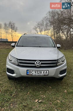 Внедорожник / Кроссовер Volkswagen Tiguan 2016 в Львове
