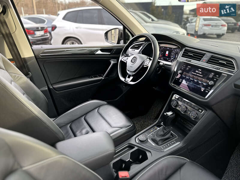 Внедорожник / Кроссовер Volkswagen Tiguan 2018 в Львове
