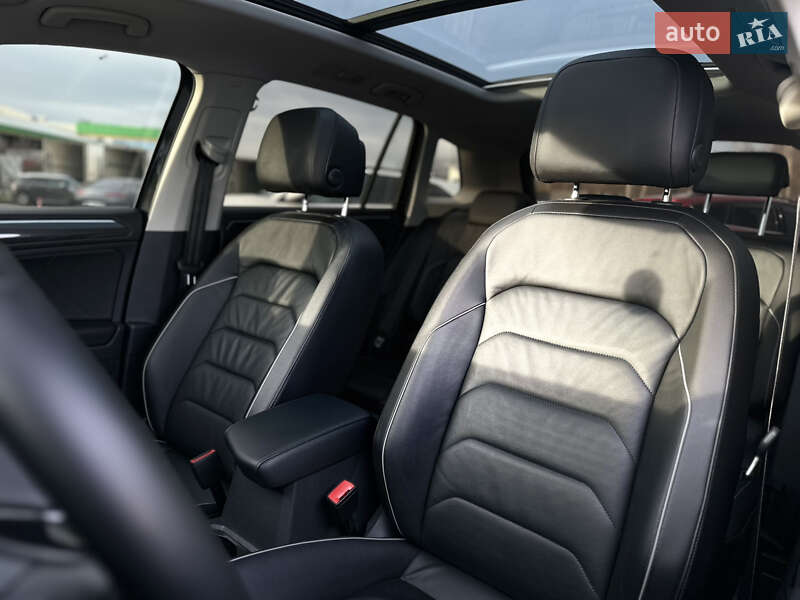 Внедорожник / Кроссовер Volkswagen Tiguan 2018 в Львове