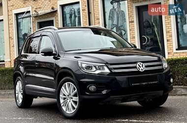 Позашляховик / Кросовер Volkswagen Tiguan 2012 в Києві