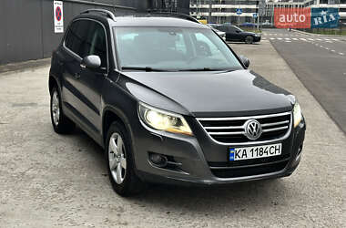 Позашляховик / Кросовер Volkswagen Tiguan 2010 в Вінниці