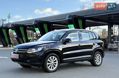 Внедорожник / Кроссовер Volkswagen Tiguan 2017 в Киеве