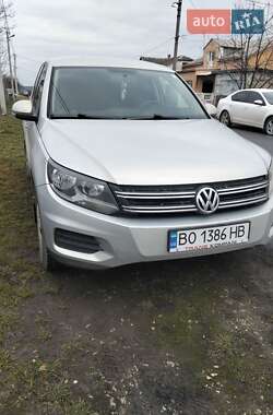 Внедорожник / Кроссовер Volkswagen Tiguan 2013 в Волочиске