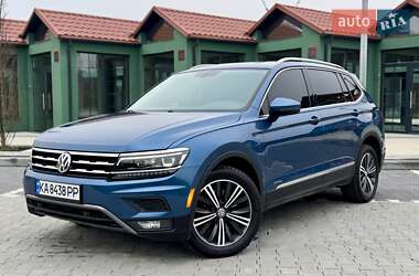 Внедорожник / Кроссовер Volkswagen Tiguan 2017 в Киеве