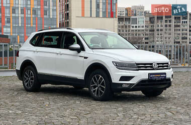 Внедорожник / Кроссовер Volkswagen Tiguan 2020 в Днепре