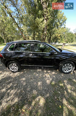 Позашляховик / Кросовер Volkswagen Tiguan 2018 в Стрию