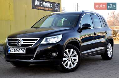 Позашляховик / Кросовер Volkswagen Tiguan 2010 в Львові
