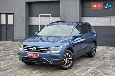 Внедорожник / Кроссовер Volkswagen Tiguan 2019 в Луцке