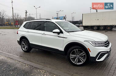 Внедорожник / Кроссовер Volkswagen Tiguan 2024 в Львове