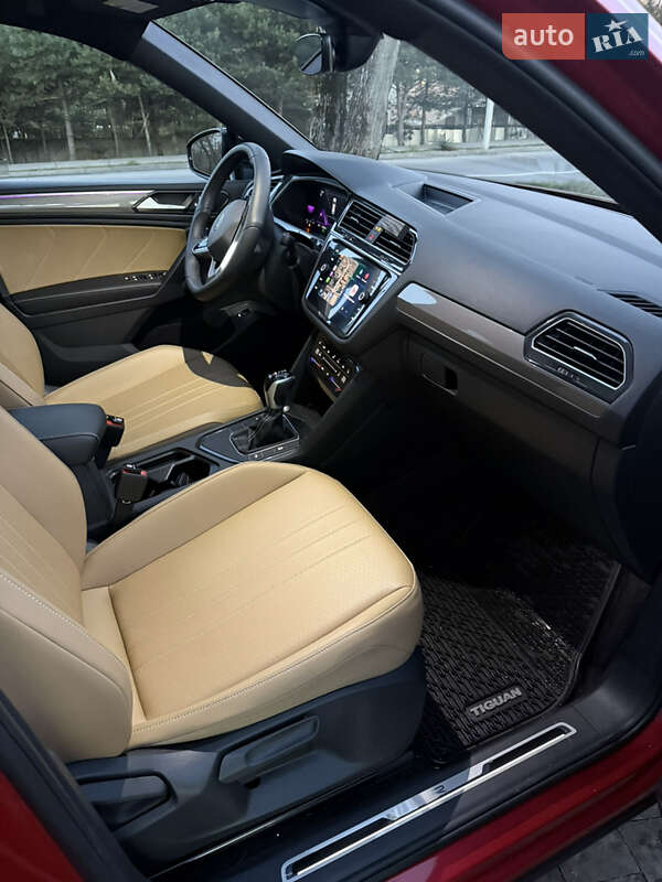 Внедорожник / Кроссовер Volkswagen Tiguan 2023 в Новояворовске фото 15 Внедорожник / Кроссовер Volkswagen Tiguan 2023 в Новояворовске