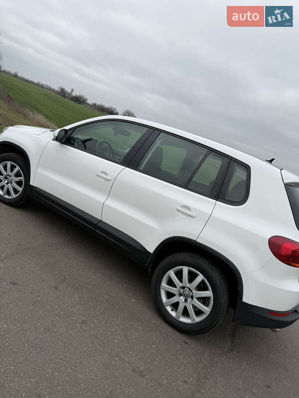 Внедорожник / Кроссовер Volkswagen Tiguan 2012 в Запорожье фото 12 Внедорожник / Кроссовер Volkswagen Tiguan 2012 в Запорожье