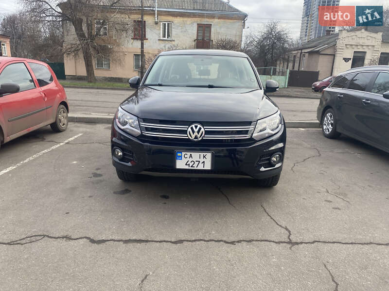 Внедорожник / Кроссовер Volkswagen Tiguan 2013 в Черкассах
