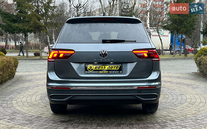 Внедорожник / Кроссовер Volkswagen Tiguan 2023 в Львове