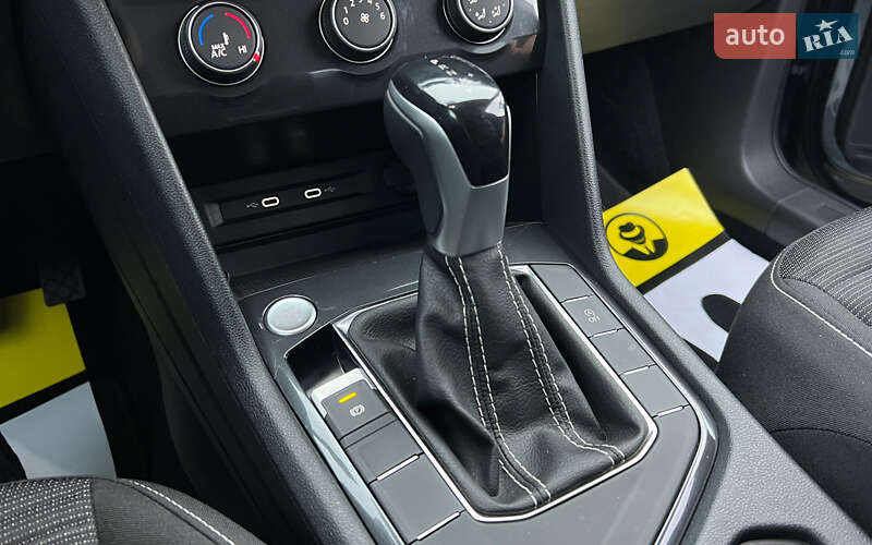 Внедорожник / Кроссовер Volkswagen Tiguan 2023 в Львове