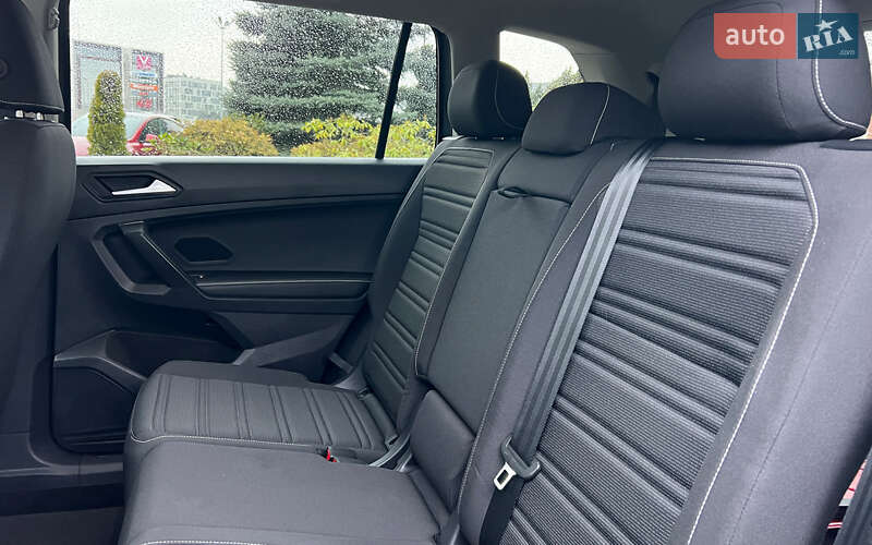 Внедорожник / Кроссовер Volkswagen Tiguan 2023 в Львове