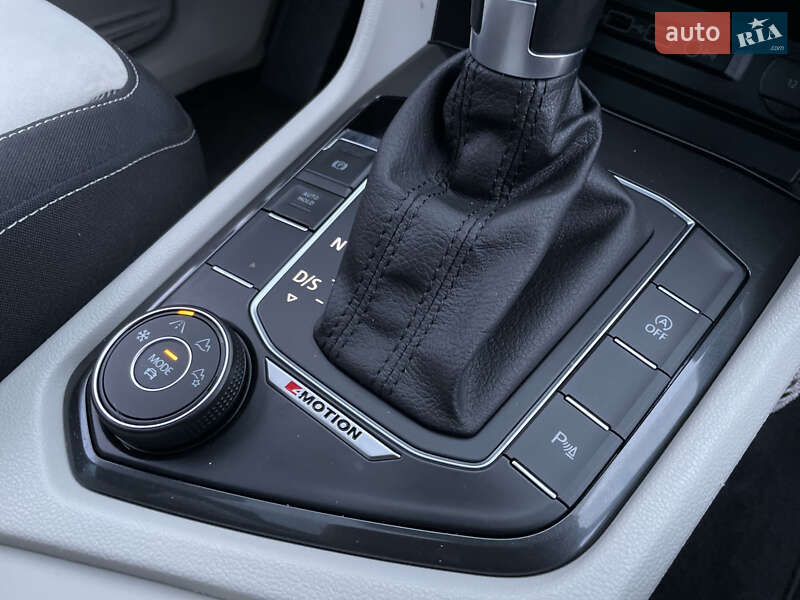 Внедорожник / Кроссовер Volkswagen Tiguan 2019 в Бердичеве