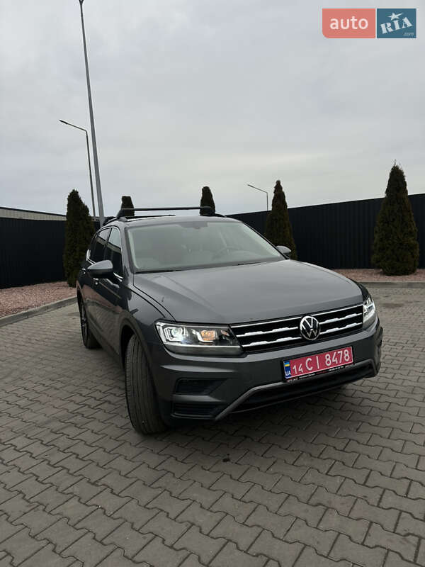 Внедорожник / Кроссовер Volkswagen Tiguan 2018 в Тернополе