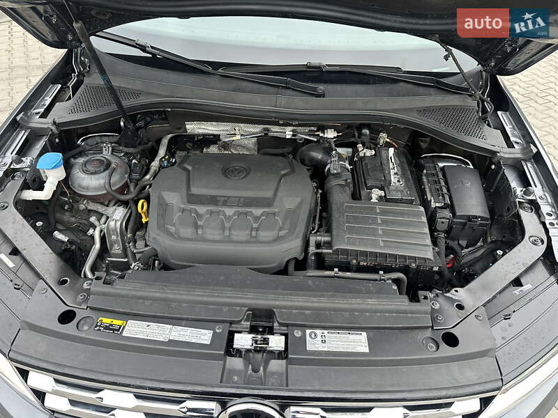 Внедорожник / Кроссовер Volkswagen Tiguan 2018 в Тернополе