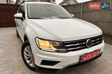 Позашляховик / Кросовер Volkswagen Tiguan 2018 в Львові