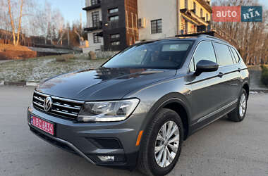 Внедорожник / Кроссовер Volkswagen Tiguan 2018 в Ровно