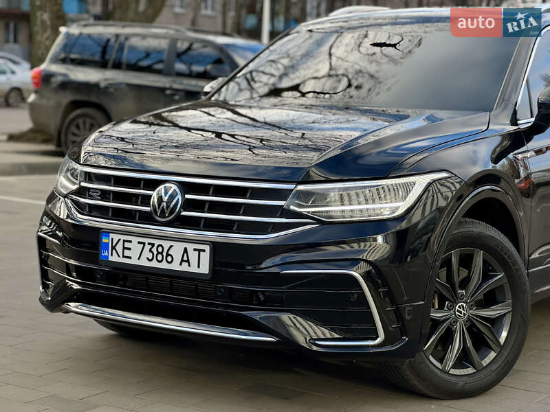 Внедорожник / Кроссовер Volkswagen Tiguan 2022 в Днепре