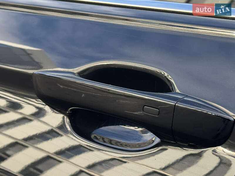 Внедорожник / Кроссовер Volkswagen Tiguan 2022 в Днепре