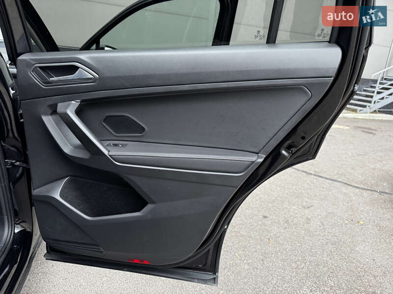 Внедорожник / Кроссовер Volkswagen Tiguan 2022 в Киеве фото 16 Внедорожник / Кроссовер Volkswagen Tiguan 2022 в Киеве