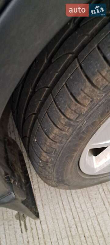 Внедорожник / Кроссовер Volkswagen Tiguan 2016 в Кобеляках