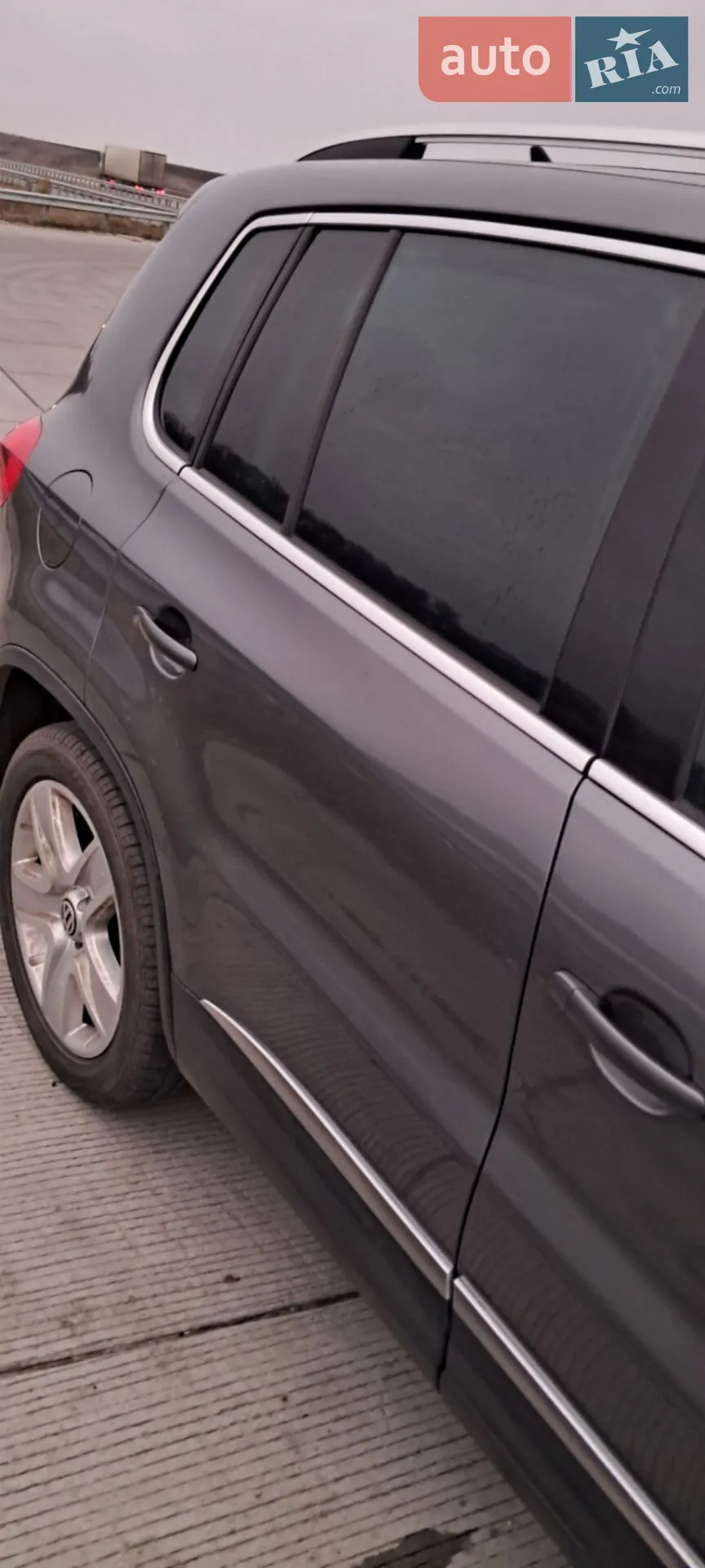 Volkswagen Tiguan 2016 VIN WVGJV7AXXGW582699 фото оголошення 16 з 47