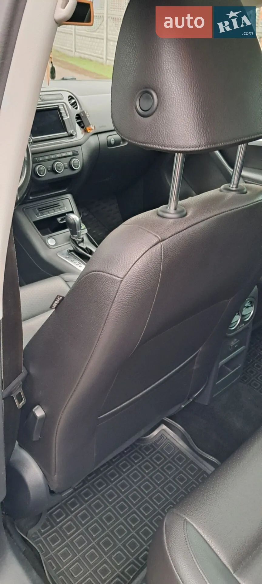 Volkswagen Tiguan 2016 VIN WVGJV7AXXGW582699 фото оголошення 24 з 47