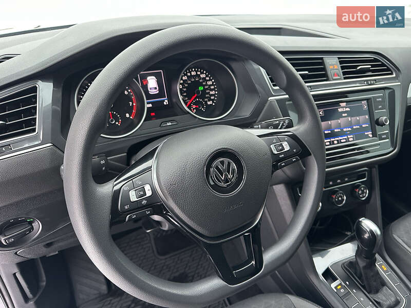 Внедорожник / Кроссовер Volkswagen Tiguan 2019 в Киеве