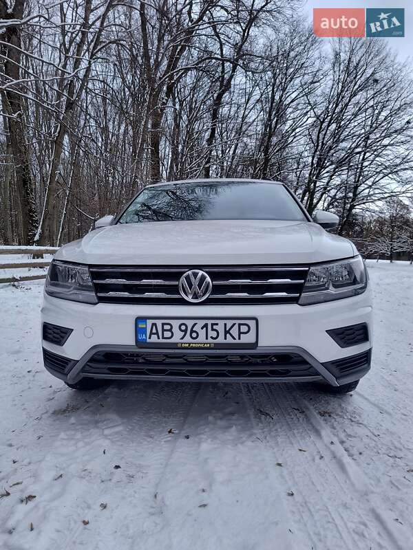 Внедорожник / Кроссовер Volkswagen Tiguan 2018 в Ильинцах