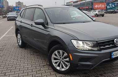 Внедорожник / Кроссовер Volkswagen Tiguan 2017 в Киеве