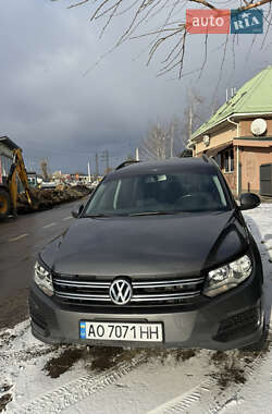 Позашляховик / Кросовер Volkswagen Tiguan 2015 в Ужгороді