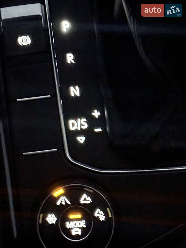 Внедорожник / Кроссовер Volkswagen Tiguan 2018 в Ровно