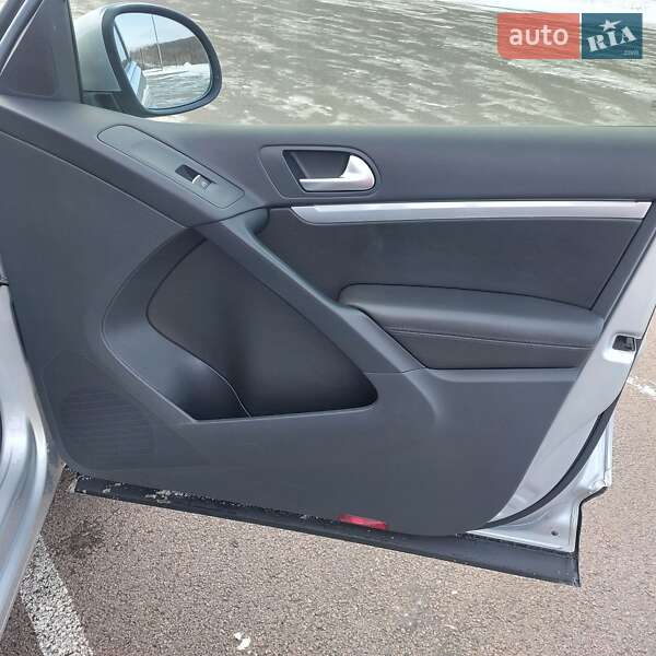 Внедорожник / Кроссовер Volkswagen Tiguan 2014 в Ровно фото 41 Внедорожник / Кроссовер Volkswagen Tiguan 2014 в Ровно