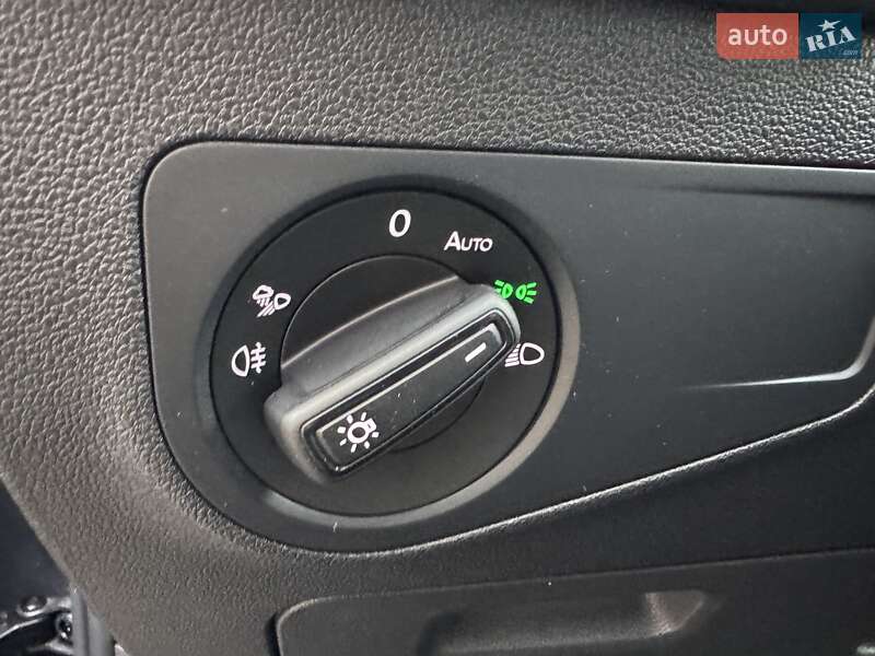 Внедорожник / Кроссовер Volkswagen Tiguan 2021 в Киеве