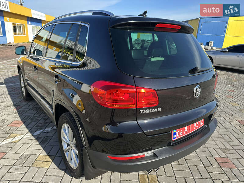 Внедорожник / Кроссовер Volkswagen Tiguan 2017 в Житомире